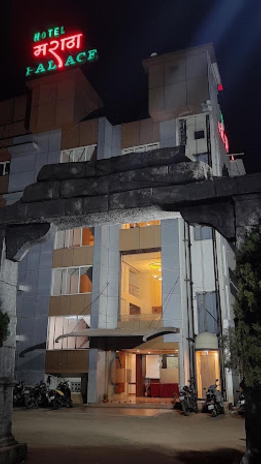 Hotel Maratha Palace,Satara Exterior foto
