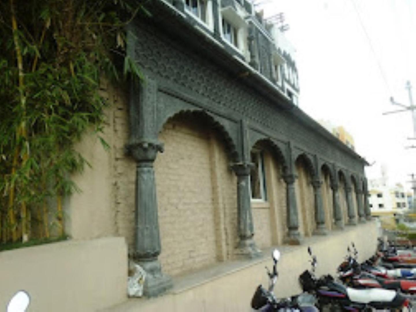 Hotel Maratha Palace,Satara Exterior foto